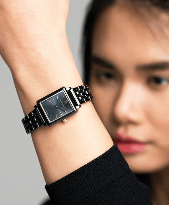 Boyfriend Mini Áine